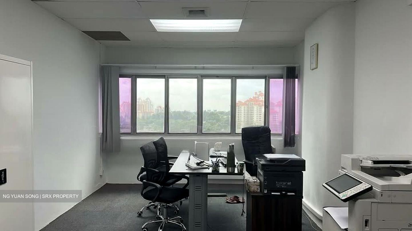 Golden Mile Tower (D7), Office #528890621
